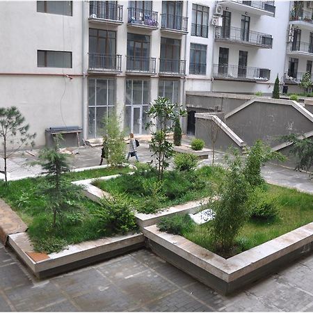 Cozy Apartment In The City Center Mtatsminda Tiflis Exterior foto