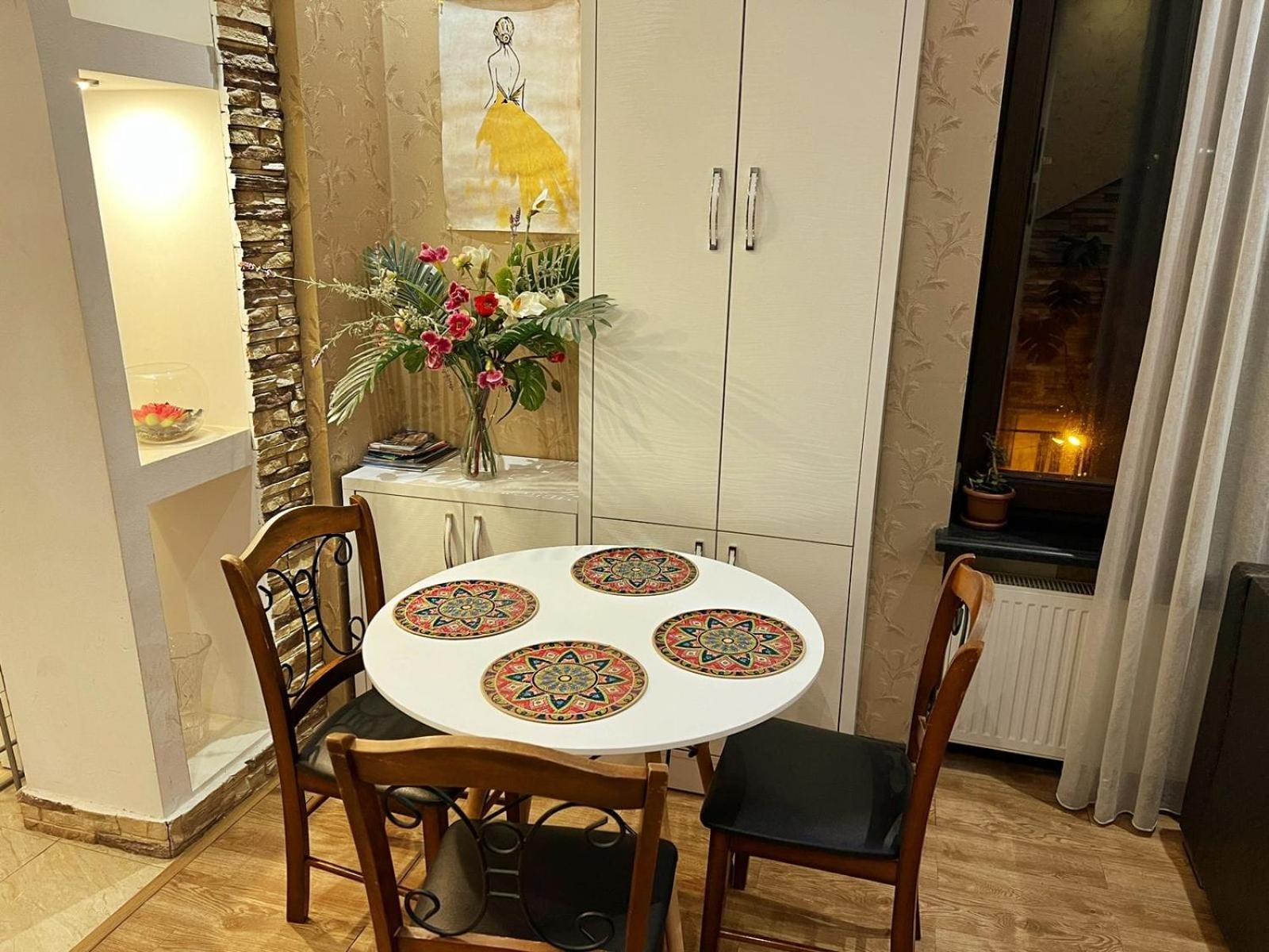 Cozy Apartment In The City Center Mtatsminda Tiflis Exterior foto